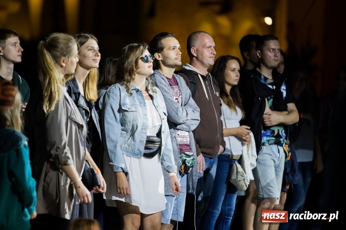 Zdjęcie w galerii na portalu naszraciborz.pl: INTRO - festiwal muzyki elektronicznej i światła na Zamku Piastowskim wiadomości z regionu