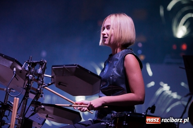 Zdjęcie w galerii na portalu naszraciborz.pl: INTRO - festiwal muzyki elektronicznej i światła na Zamku Piastowskim wiadomości z regionu