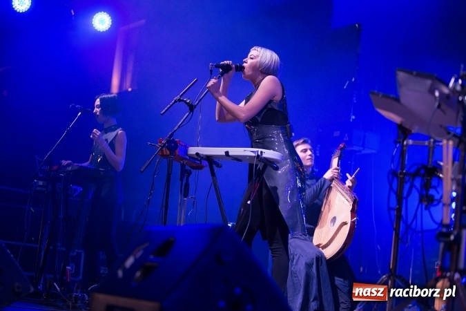 Zdjęcie w galerii na portalu naszraciborz.pl: INTRO - festiwal muzyki elektronicznej i światła na Zamku Piastowskim wiadomości z regionu