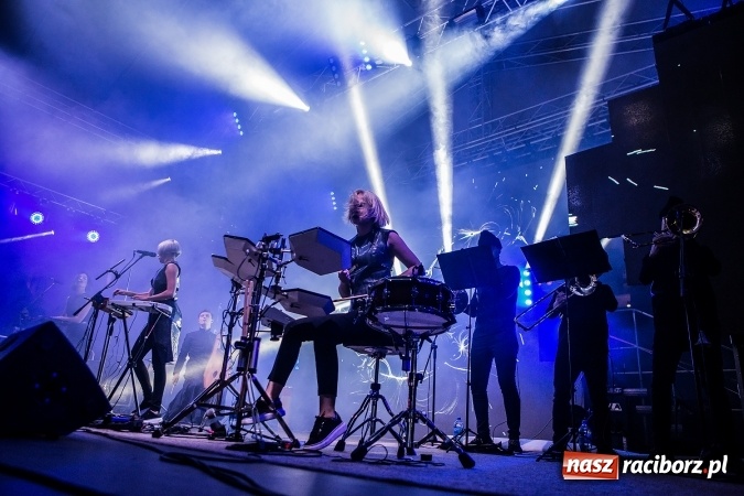 Zdjęcie w galerii na portalu naszraciborz.pl: INTRO - festiwal muzyki elektronicznej i światła na Zamku Piastowskim wiadomości z regionu