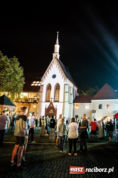 Zdjęcie w galerii na portalu naszraciborz.pl: INTRO - festiwal muzyki elektronicznej i światła na Zamku Piastowskim wiadomości z regionu