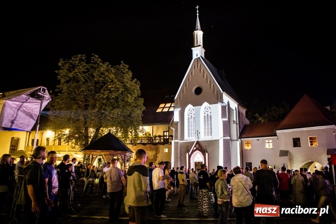 Zdjęcie w galerii na portalu naszraciborz.pl: INTRO - festiwal muzyki elektronicznej i światła na Zamku Piastowskim wiadomości z regionu