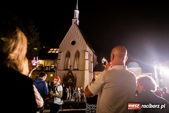 Zdjęcie w galerii na portalu naszraciborz.pl: INTRO - festiwal muzyki elektronicznej i światła na Zamku Piastowskim wiadomości z regionu