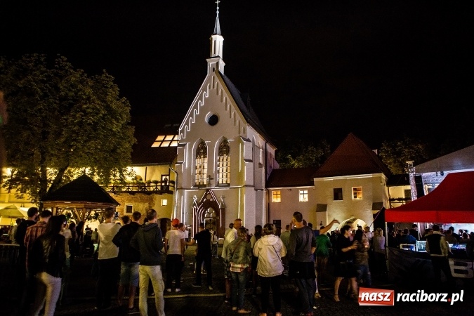 Zdjęcie w galerii na portalu naszraciborz.pl: INTRO - festiwal muzyki elektronicznej i światła na Zamku Piastowskim wiadomości z regionu