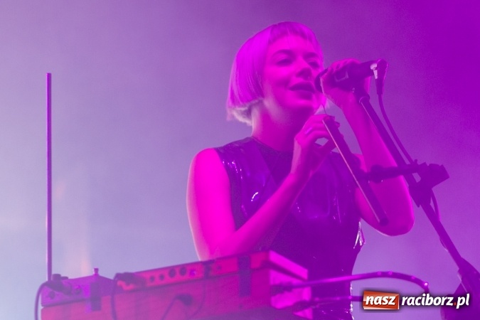 Zdjęcie w galerii na portalu naszraciborz.pl: INTRO - festiwal muzyki elektronicznej i światła na Zamku Piastowskim wiadomości z regionu