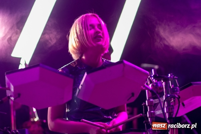 Zdjęcie w galerii na portalu naszraciborz.pl: INTRO - festiwal muzyki elektronicznej i światła na Zamku Piastowskim wiadomości z regionu