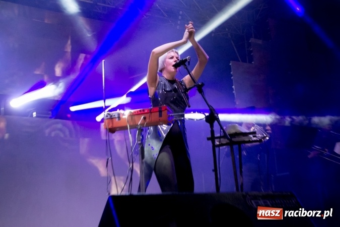 Zdjęcie w galerii na portalu naszraciborz.pl: INTRO - festiwal muzyki elektronicznej i światła na Zamku Piastowskim wiadomości z regionu