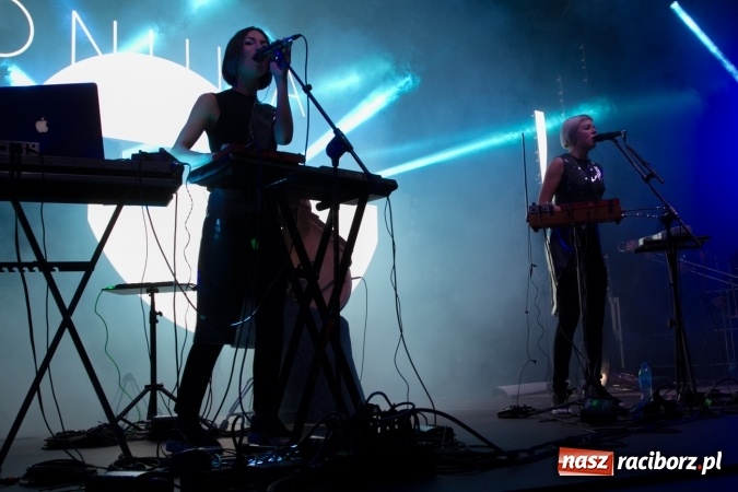 Zdjęcie w galerii na portalu naszraciborz.pl: INTRO - festiwal muzyki elektronicznej i światła na Zamku Piastowskim wiadomości z regionu