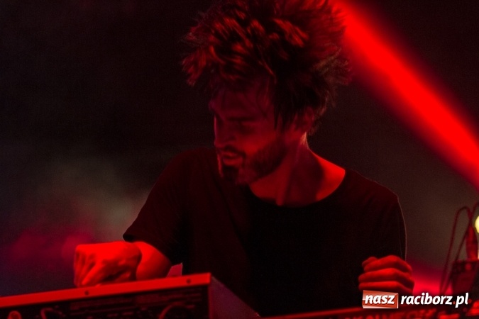 Zdjęcie w galerii na portalu naszraciborz.pl: INTRO - festiwal muzyki elektronicznej i światła na Zamku Piastowskim wiadomości z regionu