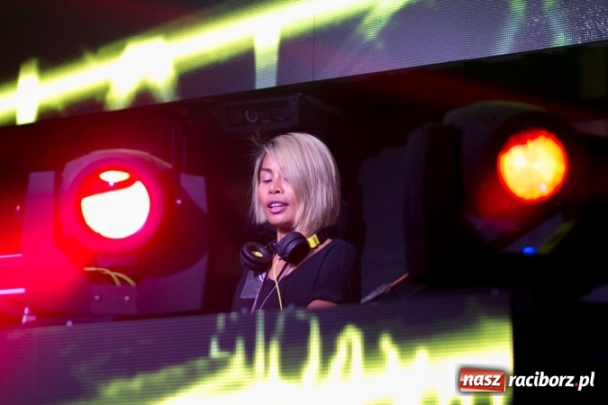 Zdjęcie w galerii na portalu naszraciborz.pl: INTRO - festiwal muzyki elektronicznej i światła na Zamku Piastowskim wiadomości z regionu