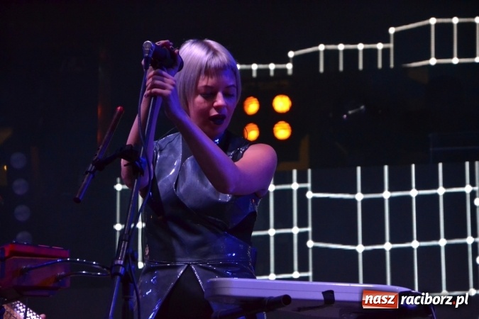 Zdjęcie w galerii na portalu naszraciborz.pl: INTRO - festiwal muzyki elektronicznej i światła na Zamku Piastowskim wiadomości z regionu