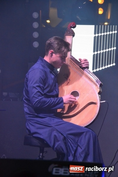 Zdjęcie w galerii na portalu naszraciborz.pl: INTRO - festiwal muzyki elektronicznej i światła na Zamku Piastowskim wiadomości z regionu