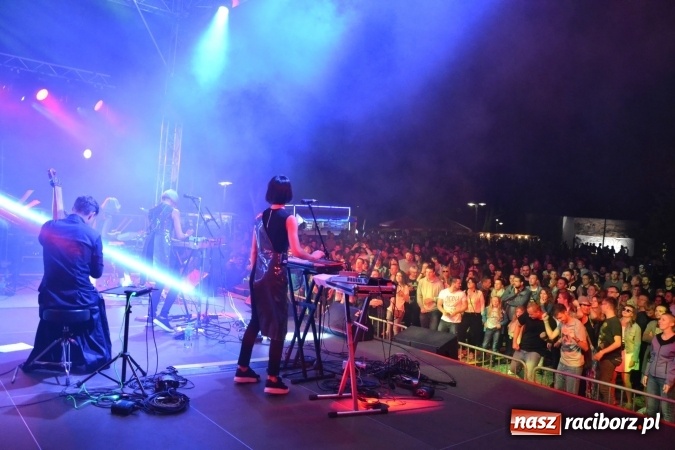 Zdjęcie w galerii na portalu naszraciborz.pl: INTRO - festiwal muzyki elektronicznej i światła na Zamku Piastowskim wiadomości z regionu