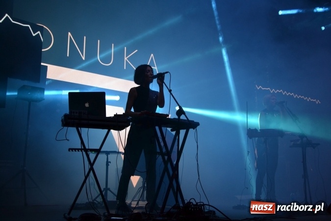 Zdjęcie w galerii na portalu naszraciborz.pl: INTRO - festiwal muzyki elektronicznej i światła na Zamku Piastowskim wiadomości z regionu