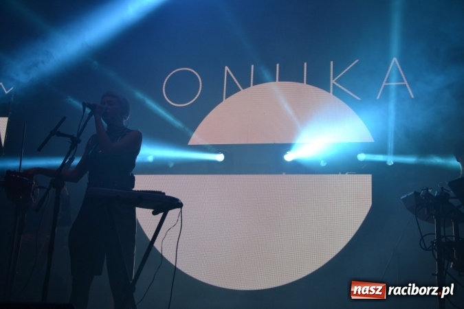 Zdjęcie w galerii na portalu naszraciborz.pl: INTRO - festiwal muzyki elektronicznej i światła na Zamku Piastowskim wiadomości z regionu