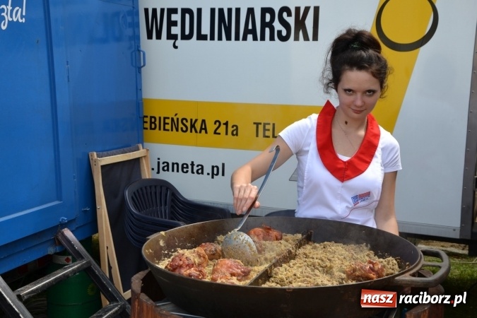 Zdjęcie w galerii na portalu naszraciborz.pl: INTRO - festiwal muzyki elektronicznej i światła na Zamku Piastowskim wiadomości z regionu