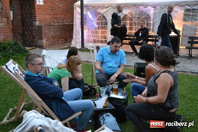 Zdjęcie w galerii na portalu naszraciborz.pl: INTRO - festiwal muzyki elektronicznej i światła na Zamku Piastowskim wiadomości z regionu