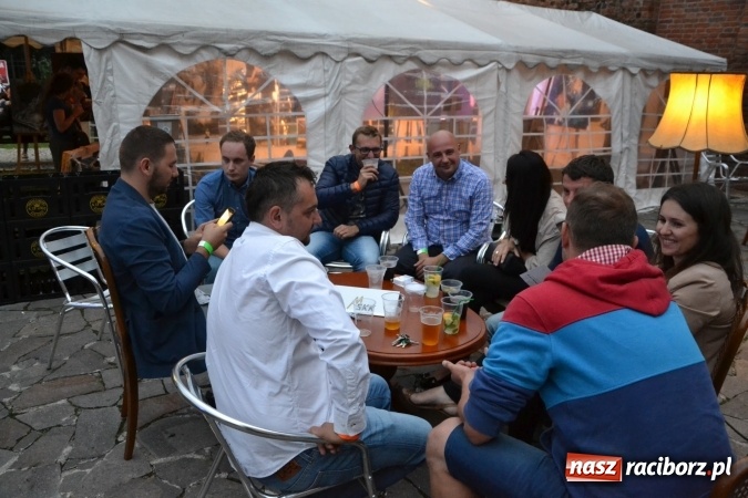 Zdjęcie w galerii na portalu naszraciborz.pl: INTRO - festiwal muzyki elektronicznej i światła na Zamku Piastowskim wiadomości z regionu