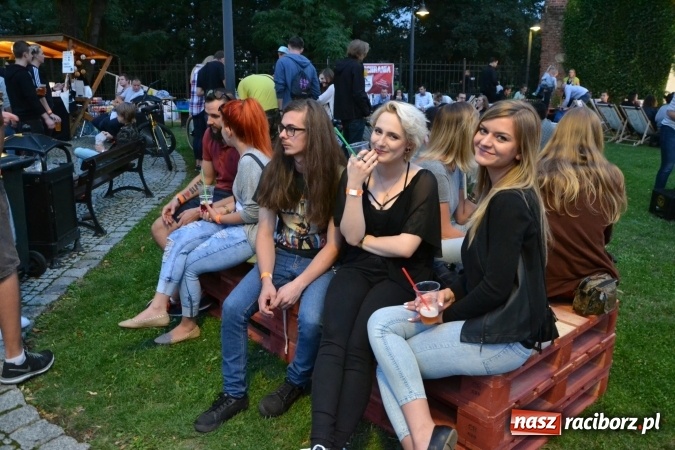 Zdjęcie w galerii na portalu naszraciborz.pl: INTRO - festiwal muzyki elektronicznej i światła na Zamku Piastowskim wiadomości z regionu