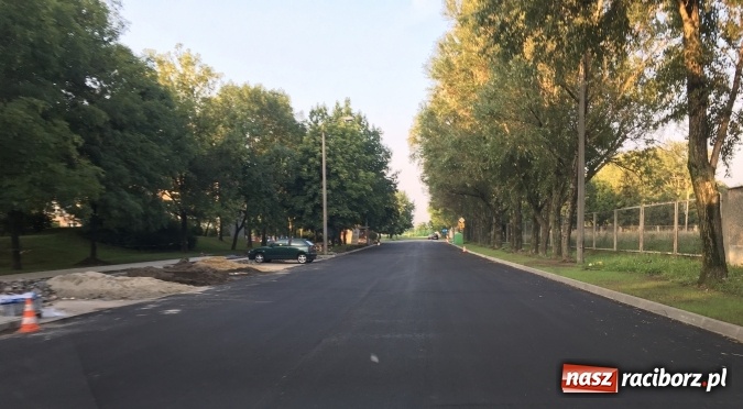 Zdjęcie w galerii na portalu naszraciborz.pl: Z Przejazdowej zniknął księżycowy krajobraz wiadomości z regionu