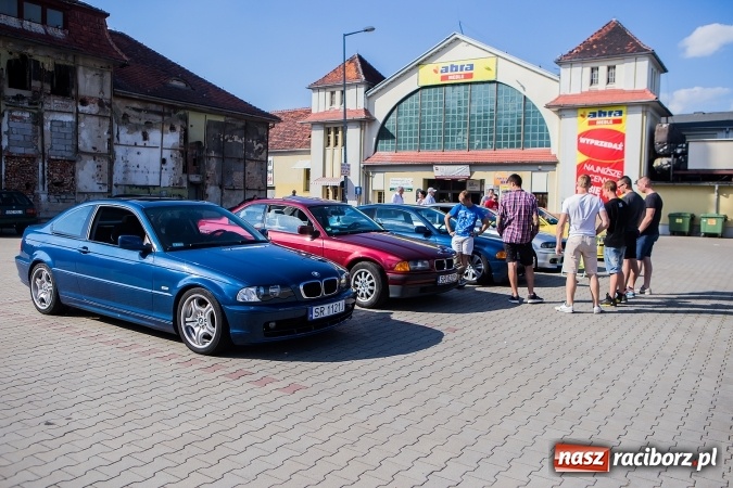 Zdjęcie w galerii na portalu naszraciborz.pl: Zlot miłośnik&oacute;w samochod&oacute;w marki BMW przy Kościuszki wiadomości z regionu