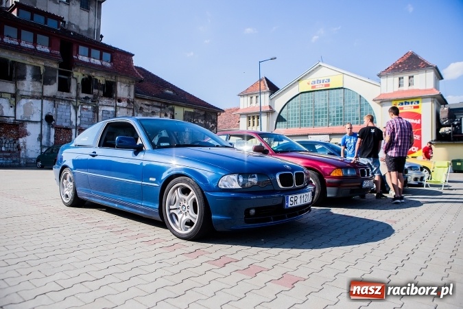 Zdjęcie w galerii na portalu naszraciborz.pl: Zlot miłośnik&oacute;w samochod&oacute;w marki BMW przy Kościuszki wiadomości z regionu