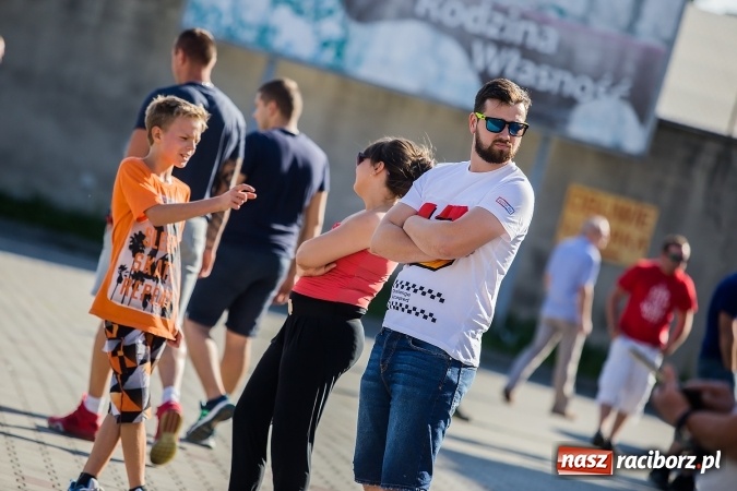 Zdjęcie w galerii na portalu naszraciborz.pl: Zlot miłośnik&oacute;w samochod&oacute;w marki BMW przy Kościuszki wiadomości z regionu