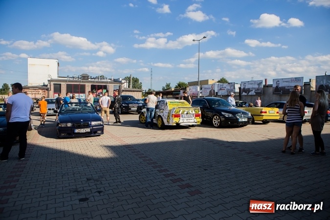 Zdjęcie w galerii na portalu naszraciborz.pl: Zlot miłośnik&oacute;w samochod&oacute;w marki BMW przy Kościuszki wiadomości z regionu