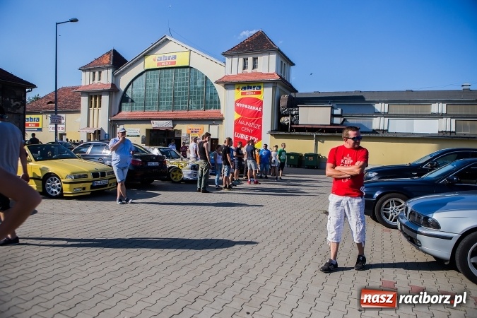Zdjęcie w galerii na portalu naszraciborz.pl: Zlot miłośnik&oacute;w samochod&oacute;w marki BMW przy Kościuszki wiadomości z regionu