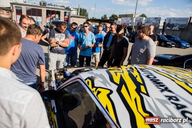 Zdjęcie w galerii na portalu naszraciborz.pl: Zlot miłośnik&oacute;w samochod&oacute;w marki BMW przy Kościuszki wiadomości z regionu