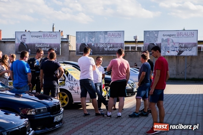 Zdjęcie w galerii na portalu naszraciborz.pl: Zlot miłośnik&oacute;w samochod&oacute;w marki BMW przy Kościuszki wiadomości z regionu