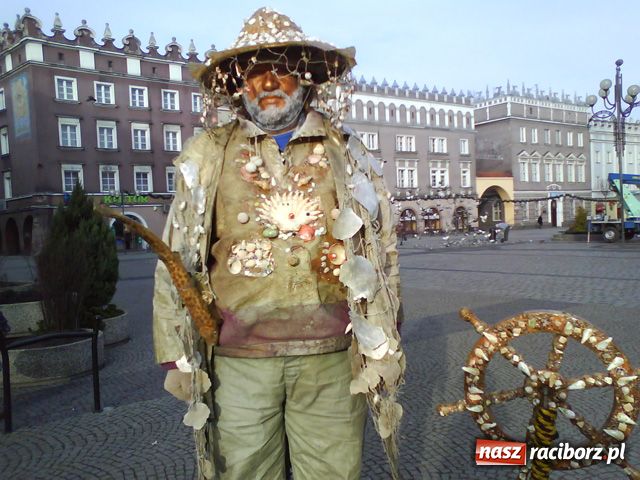 Zdjęcie w galerii na portalu naszraciborz.pl: Jańcio Wodnik zgarnął stówkę wiadomości z regionu