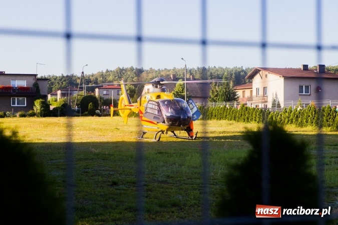 Zdjęcie w galerii na portalu naszraciborz.pl: W Górkach Śląskich motocyklista zderzył się z samochodem osobowym wiadomości z regionu