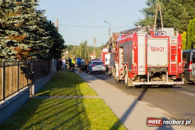 Zdjęcie w galerii na portalu naszraciborz.pl: W Górkach Śląskich motocyklista zderzył się z samochodem osobowym wiadomości z regionu