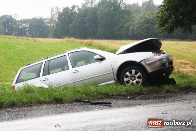 Zdjęcie w galerii na portalu naszraciborz.pl: Wypadek na granicy Raciborza i Kornowaca. Zderzyły się cztery samochody! wiadomości z regionu