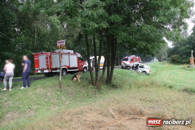 Zdjęcie w galerii na portalu naszraciborz.pl: Wypadek na granicy Raciborza i Kornowaca. Zderzyły się cztery samochody! wiadomości z regionu