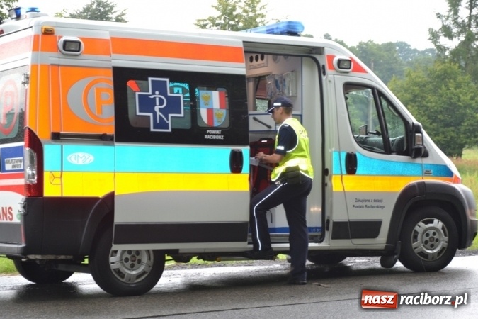 Zdjęcie w galerii na portalu naszraciborz.pl: Audi wyjechało wprost pod ciężar&oacute;wkę! wiadomości z regionu