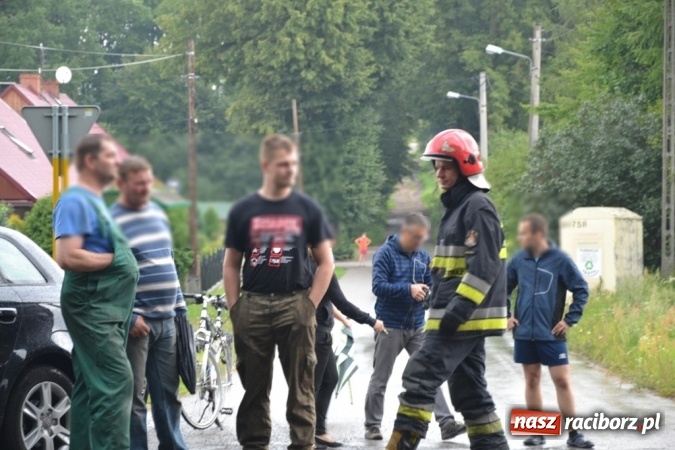 Zdjęcie w galerii na portalu naszraciborz.pl: Audi wyjechało wprost pod ciężar&oacute;wkę! wiadomości z regionu