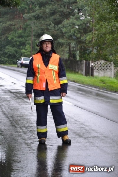 Zdjęcie w galerii na portalu naszraciborz.pl: Audi wyjechało wprost pod ciężar&oacute;wkę! wiadomości z regionu