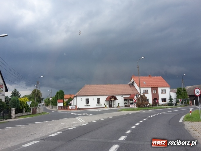 Zdjęcie w galerii na portalu naszraciborz.pl: Nawałnica znów nawiedziła nasz region. Było groźnie! wiadomości z regionu