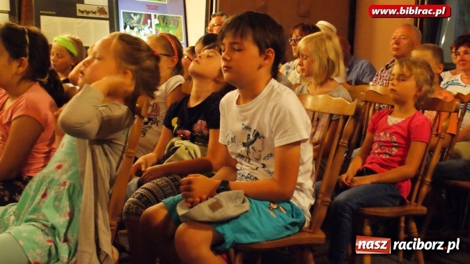 Zdjęcie w galerii na portalu naszraciborz.pl: Lato z Biblioteką - uczestnicy odwiedzili Studio Filmów Rysunkowych w Bielsku-Białej wiadomości z regionu
