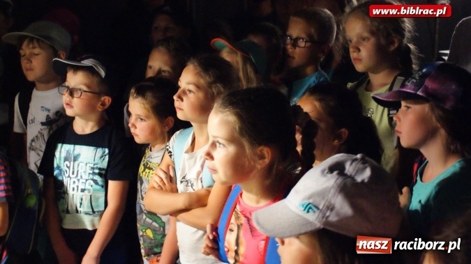 Zdjęcie w galerii na portalu naszraciborz.pl: Lato z Biblioteką - uczestnicy odwiedzili Studio Filmów Rysunkowych w Bielsku-Białej wiadomości z regionu