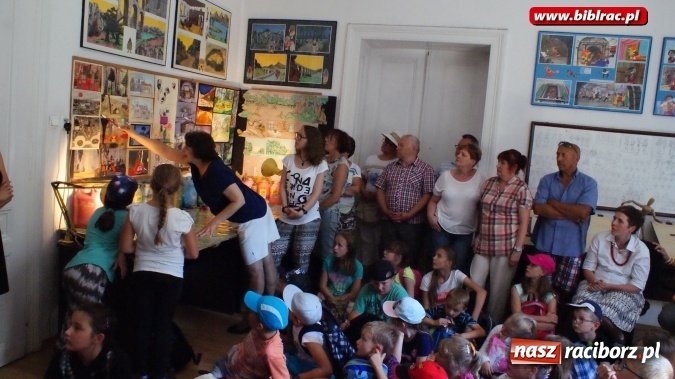 Zdjęcie w galerii na portalu naszraciborz.pl: Lato z Biblioteką - uczestnicy odwiedzili Studio Filmów Rysunkowych w Bielsku-Białej wiadomości z regionu