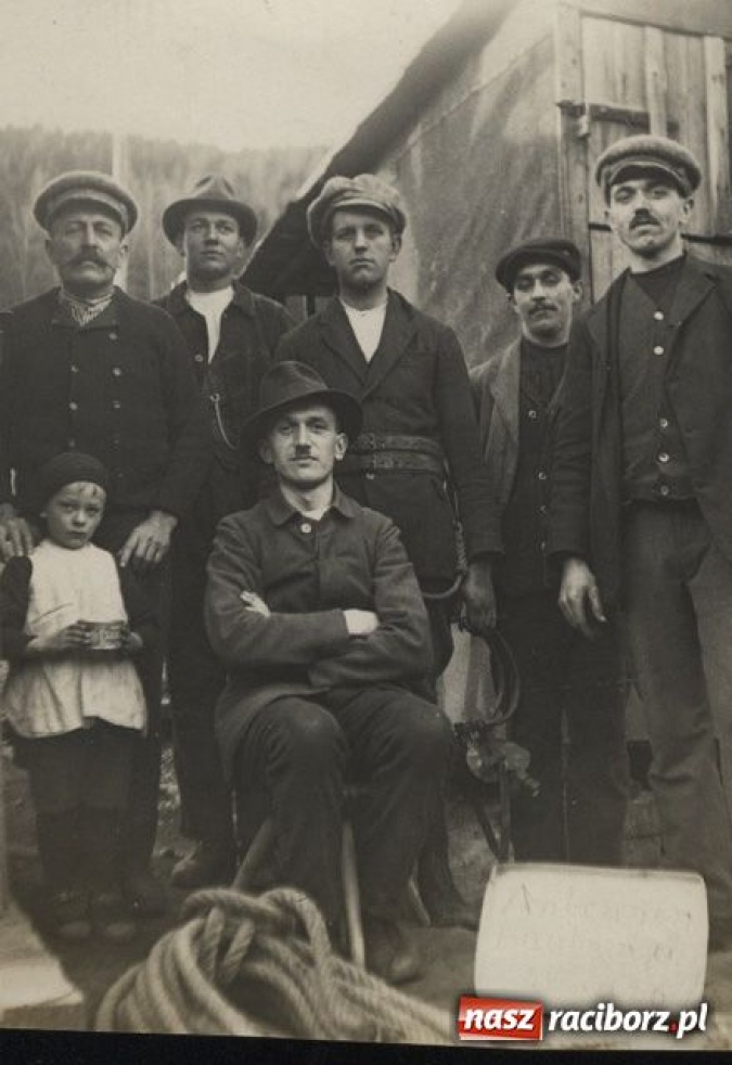 Zdjęcie w galerii na portalu naszraciborz.pl: Raciborski misz-masz z aukcji wiadomości z regionu