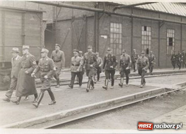 Zdjęcie w galerii na portalu naszraciborz.pl: Raciborski misz-masz z aukcji wiadomości z regionu