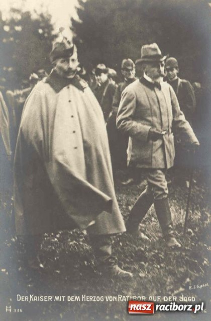 Zdjęcie w galerii na portalu naszraciborz.pl: Raciborski misz-masz z aukcji wiadomości z regionu