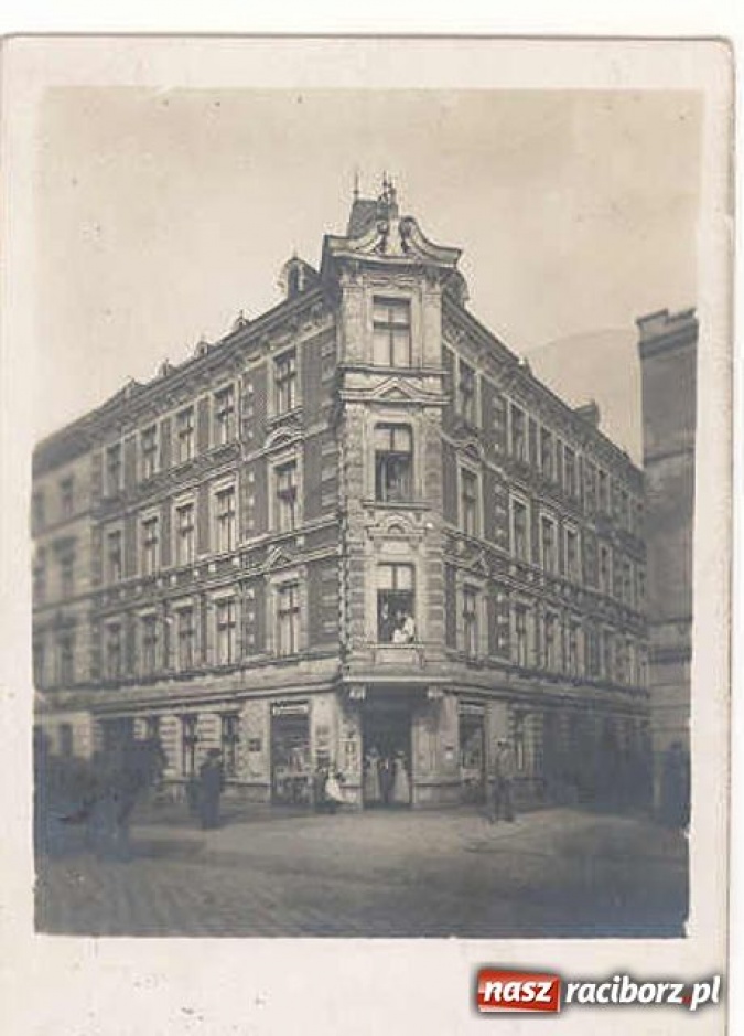 Zdjęcie w galerii na portalu naszraciborz.pl: Raciborski misz-masz z aukcji wiadomości z regionu