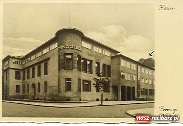 Zdjęcie w galerii na portalu naszraciborz.pl: Raciborski misz-masz z aukcji wiadomości z regionu