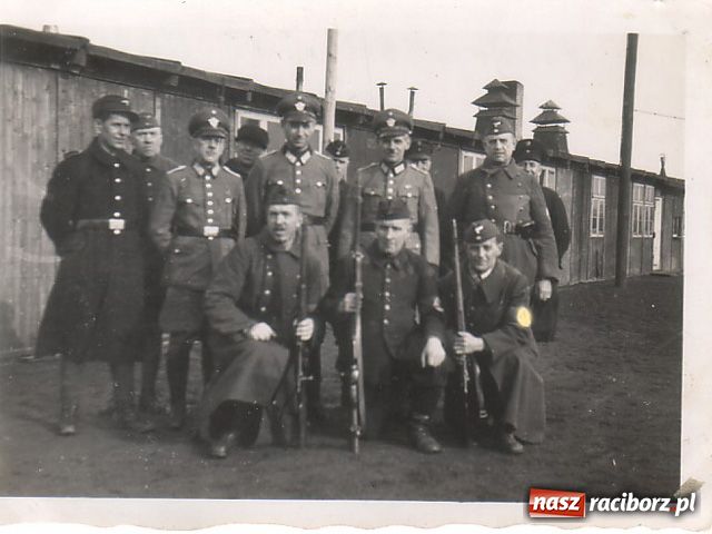 Zdjęcie w galerii na portalu naszraciborz.pl: Raciborski misz-masz z aukcji wiadomości z regionu