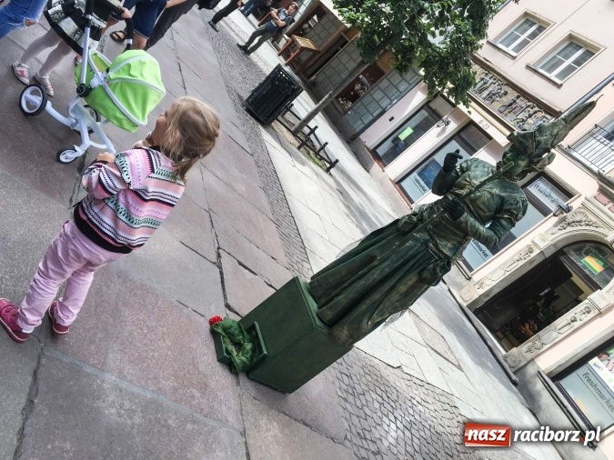 Zdjęcie w galerii na portalu naszraciborz.pl: Street Art Masters z Raciborza na Drodze Królewskiej w Gdańsku wiadomości z regionu